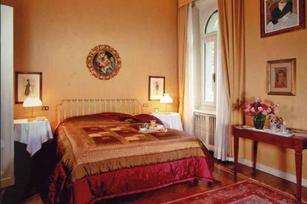 Bed & Breakfast V