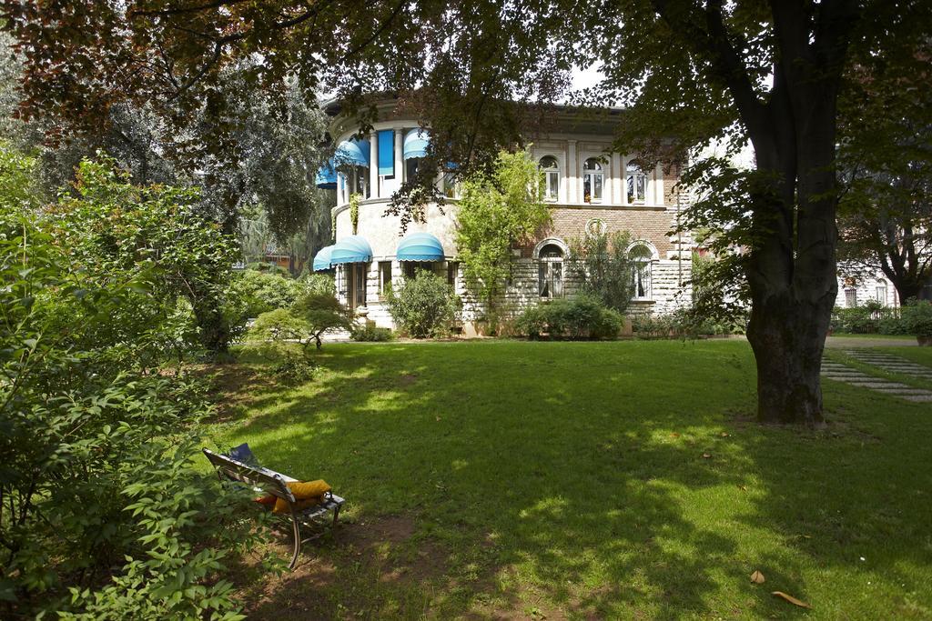 V Bed & Breakfast Brescia